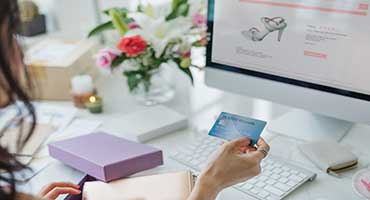 Ecommerce Websites: What to sell online?